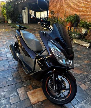 HONDA PCX DLX HONDA PCX DLX
